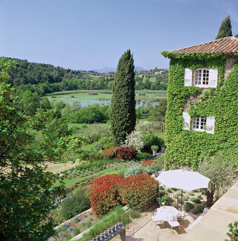 Le Manoir De L'etang Hotel