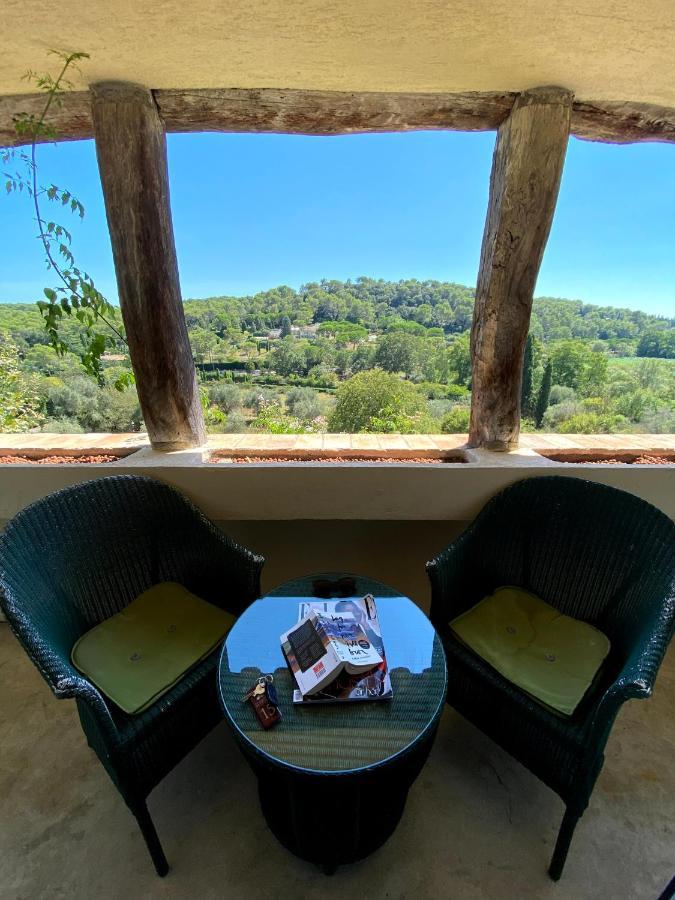 Le Manoir De L'etang 3*
